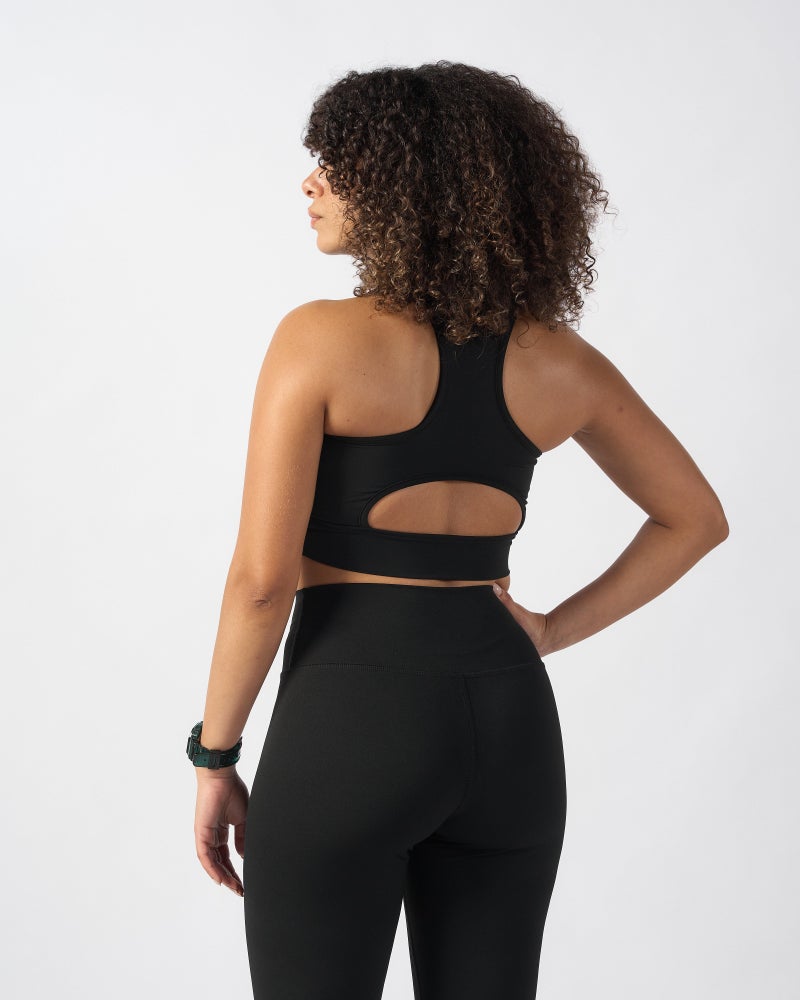 Beyond sportswear Women's Black Essential Sports Bra - Image 2